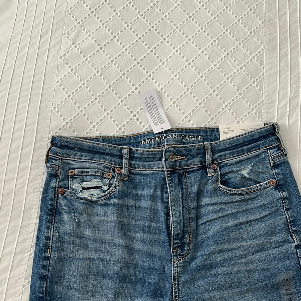 American Eagle Blue Distressed Jeans - Picture 4 of 7